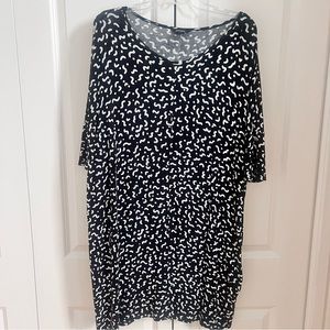 MONKI ASOS OVERSIZE  Dress fits Large (xs)